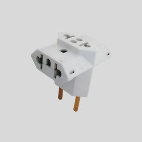 PLUG ADAPTADOR BENJAMIN 10A 2P
